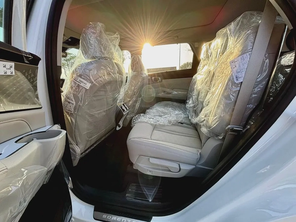 Kia Sorento 2026 - GCC Specs - BRAND NEW  3.5 L WITH 360 CAMERA