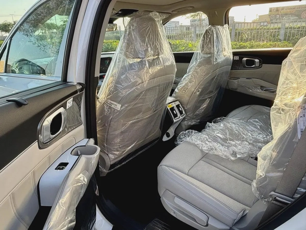 Kia Sorento 2026 - GCC Specs - BRAND NEW  3.5 L WITH 360 CAMERA