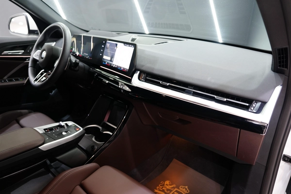 BMW X2 sDrive 18i 2025