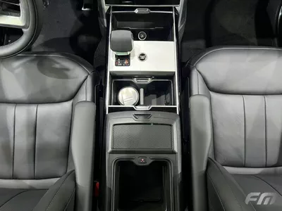 Land Rover Range Rover HSE P530-9