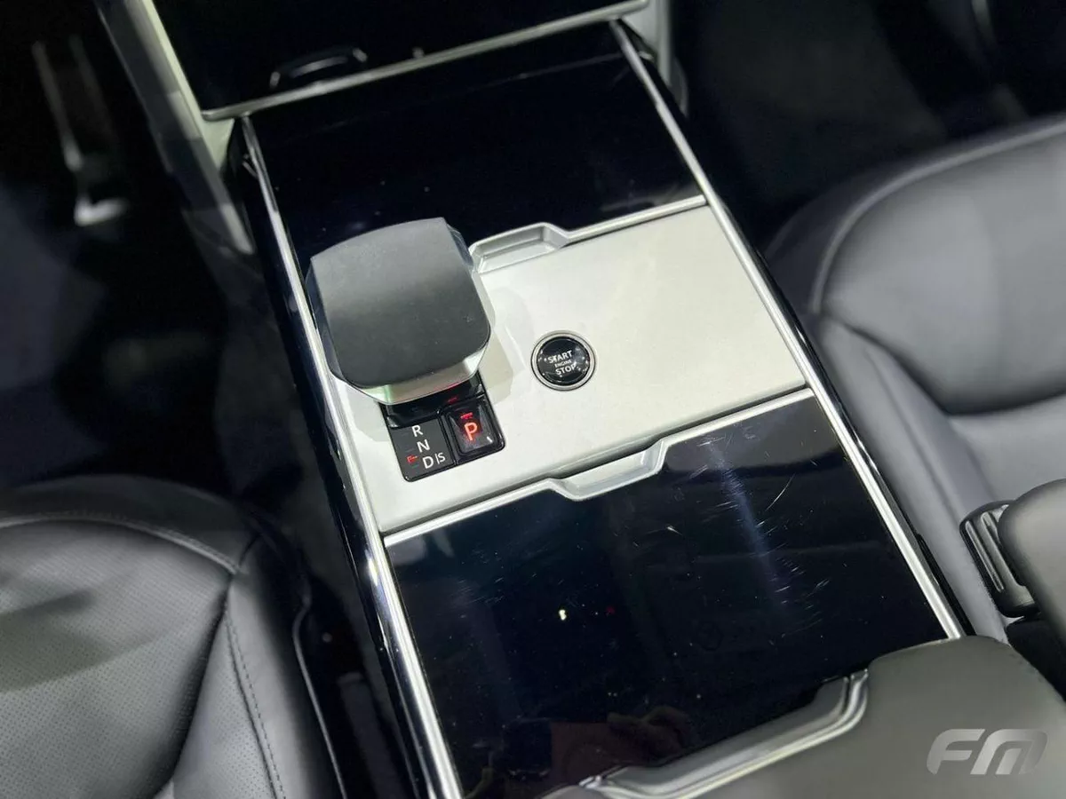 Land Rover Range Rover HSE P530-10-0