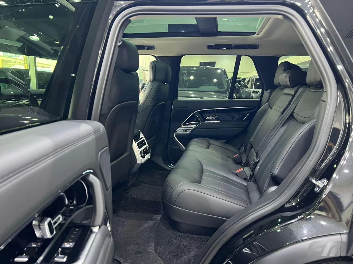 Land Rover Range Rover HSE P530-13-0