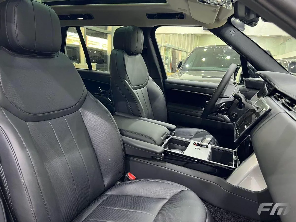 Land Rover Range Rover HSE P530-8-0