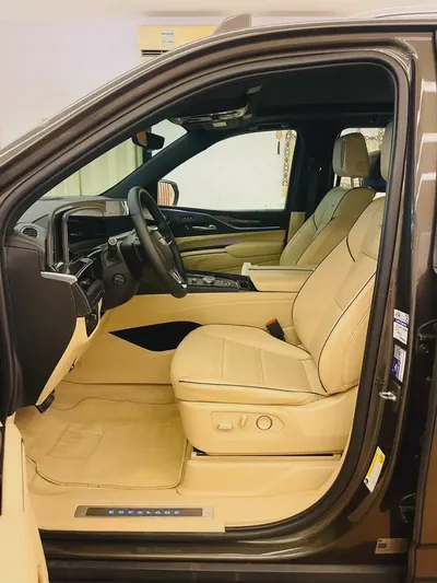2021 Cadillac Escalade Platinum Luxury GCC Specs-13