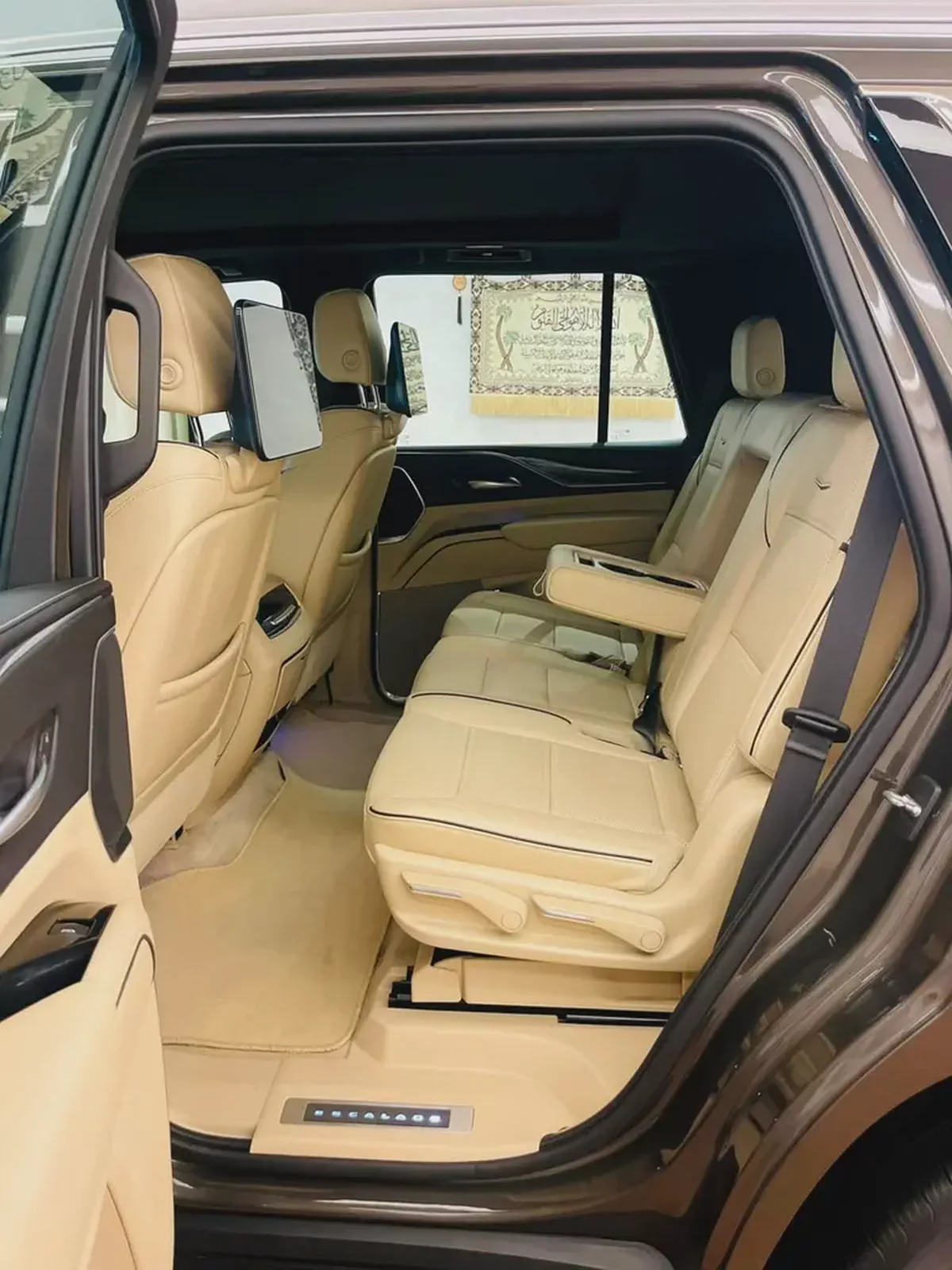 2021 Cadillac Escalade Platinum Luxury GCC Specs-9-9