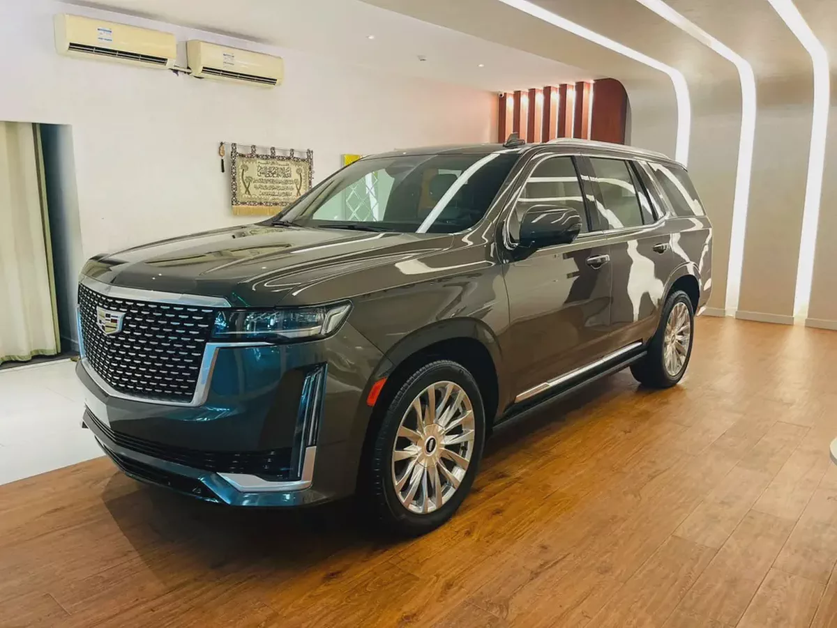 2021 Cadillac Escalade Platinum Luxury GCC Specs-1-1