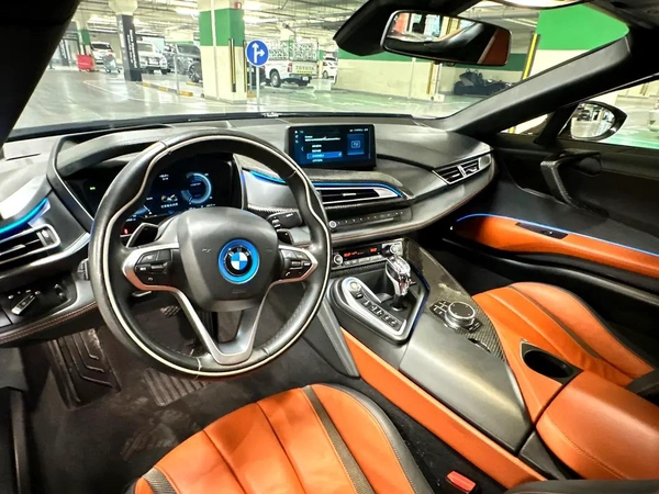 BMW i8 Spyder