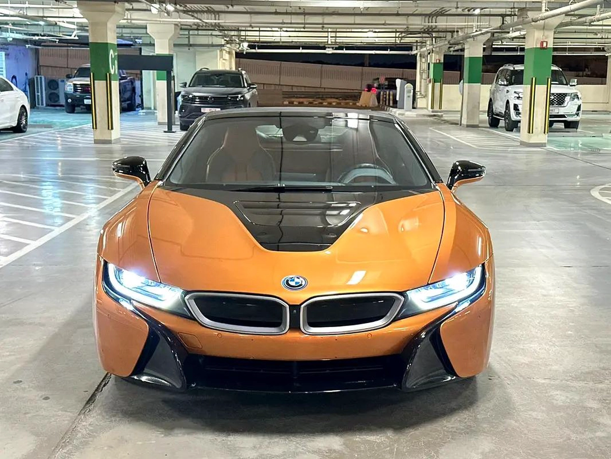 BMW i8 Spyder-5-5