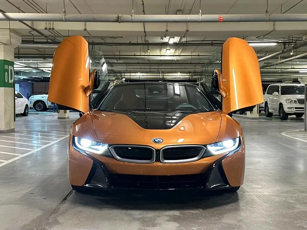 BMW i8 Spyder