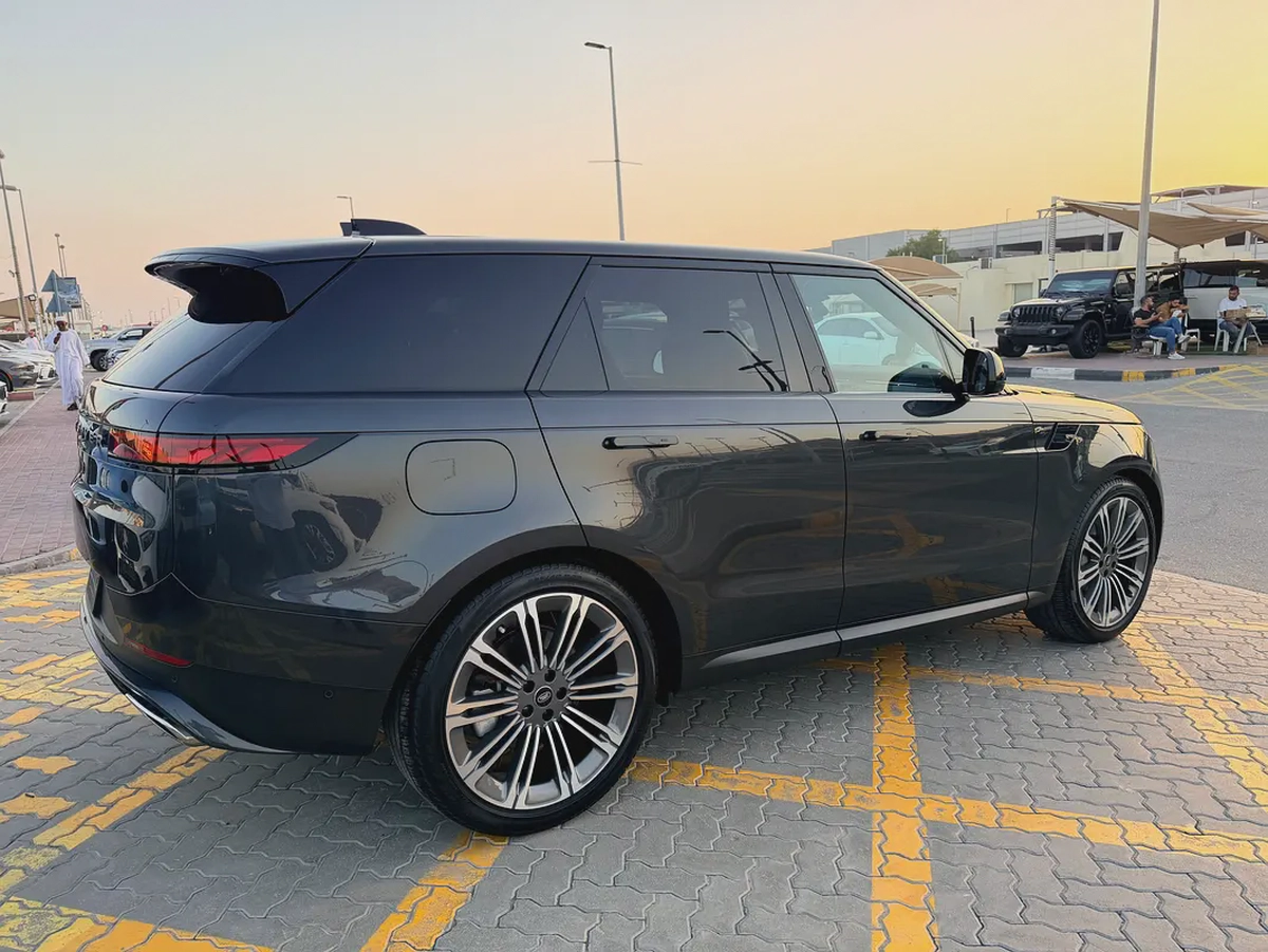 2024 Land Rover Range Rover Sport SE Dynamic - American Specs - Brand New!-3-3
