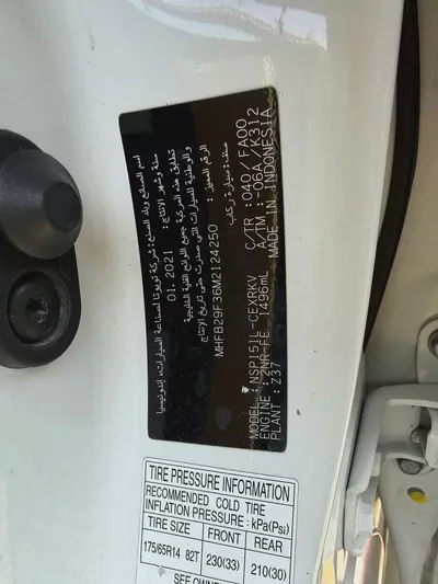 TOYOTA YARIS SEDAN KM IS NOT GENUINE-11