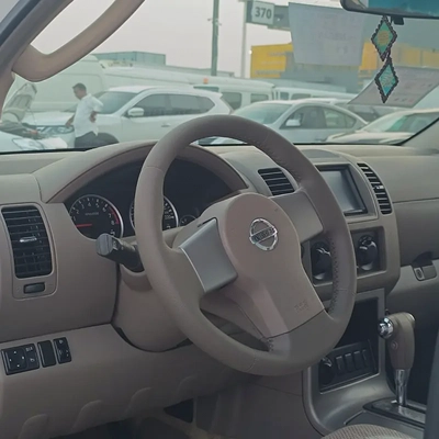 Nissan Pathfinder SV 2011 GCC Specs-14