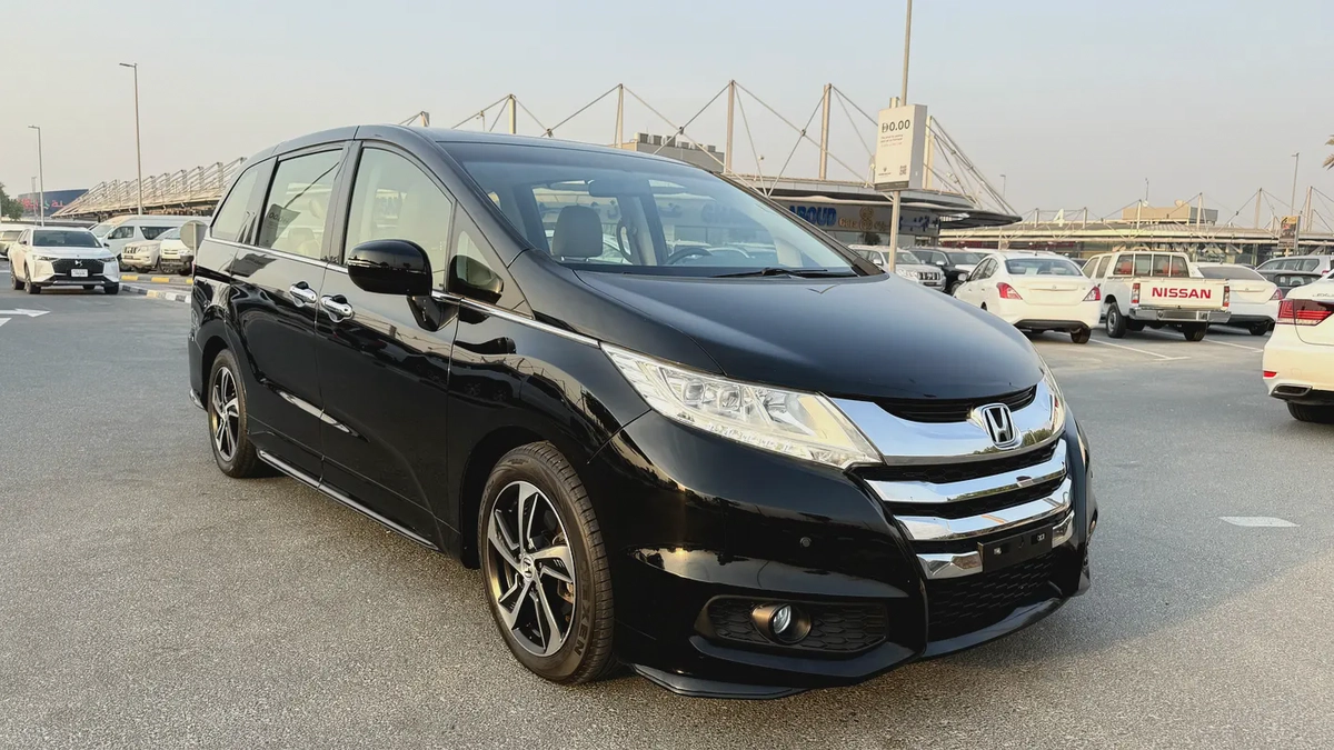 Honda Odyssey Full option v4 2016 GCC Specs,7 seater family car