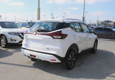 nissan kicks gcc 2022-4