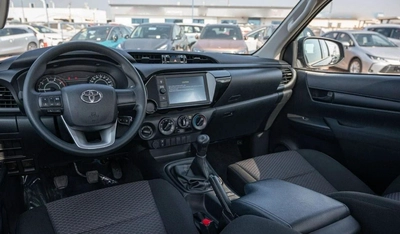 Toyota Hilux TOYOTA HILUX DC 2.4D MT 4X4 P.WINDOW MY2024– SILVER-3