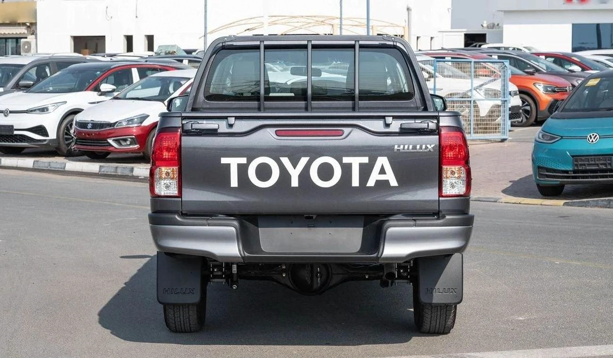 Toyota Hilux TOYOTA HILUX DC 2.4D MT 4X4 P.WINDOW MY2024– SILVER-7-7