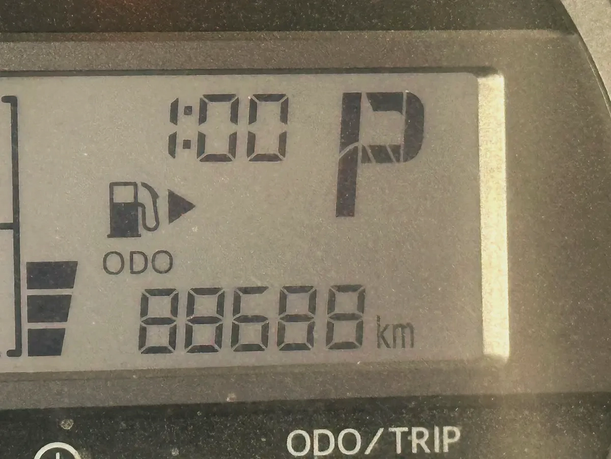 Toyota avanza 2020-11-11
