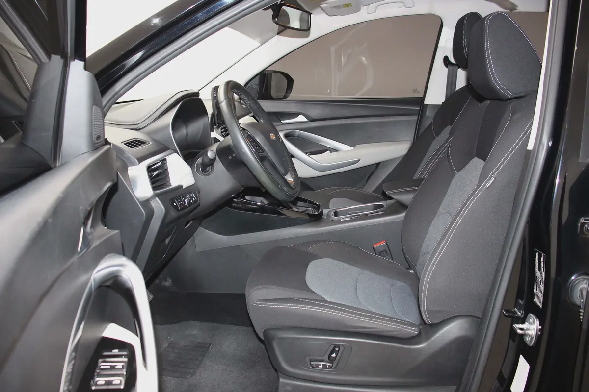 2023 Chevrolet Captiva Premier GCC Specs - Pristine Condition-7-7