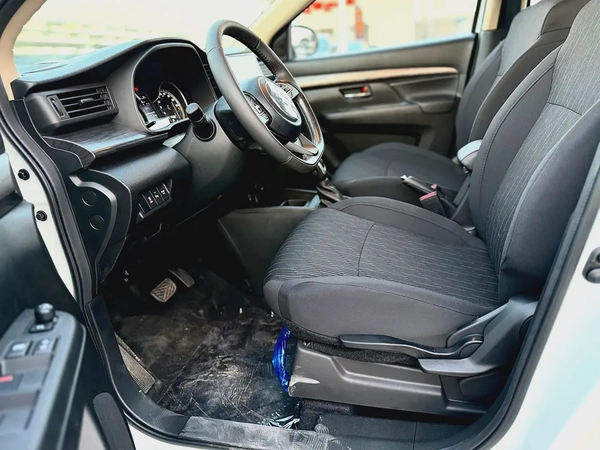 Brand New Suzuki Ertiga GLX 2026 | GCC Specs | 7-Seater Family Wagon
