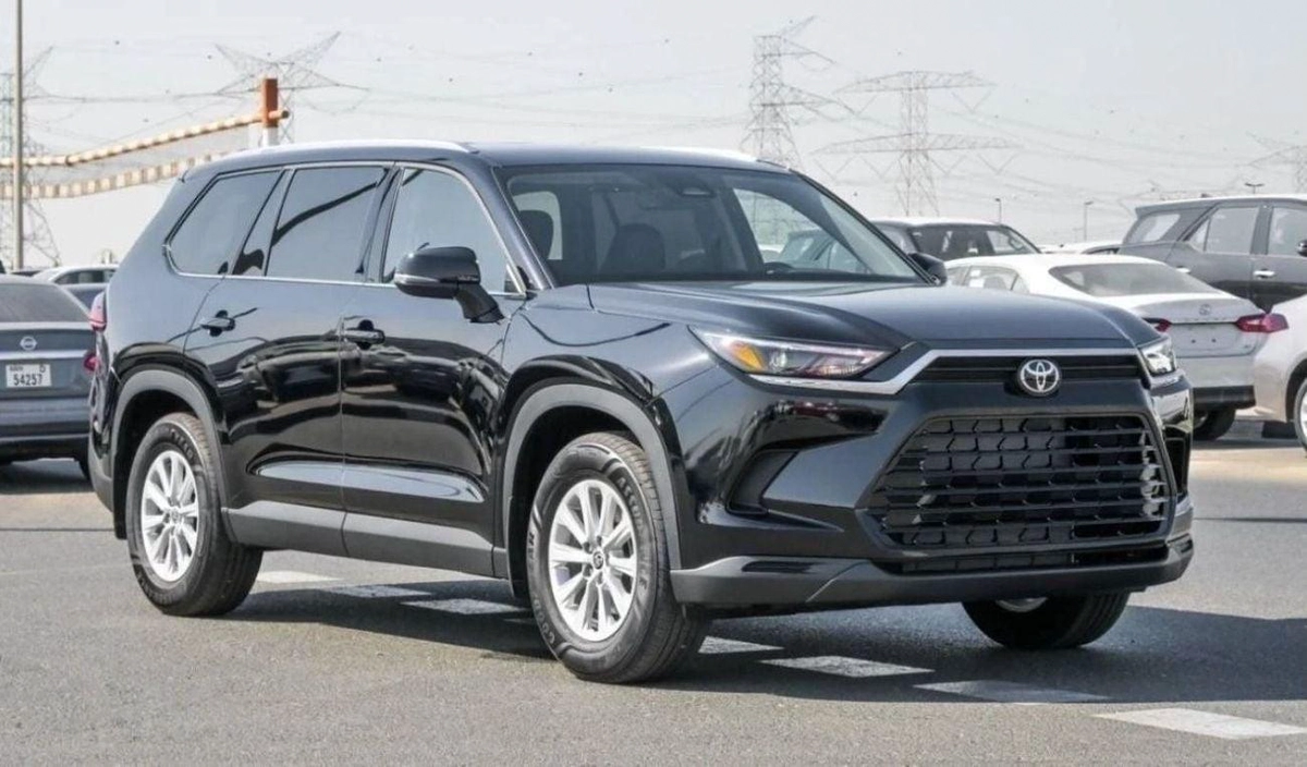 Toyota Grand Highlander Toyota Grand Highlander For Export Only !Brand New Toyota Highlander XLE GHL24-XLE 2.4T Petrol Black-0-0