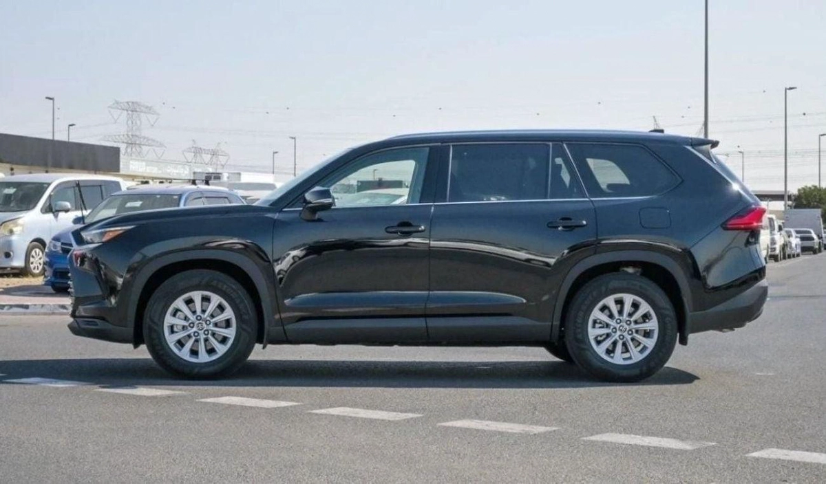 Toyota Grand Highlander Toyota Grand Highlander For Export Only !Brand New Toyota Highlander XLE GHL24-XLE 2.4T Petrol Black-4-0