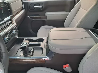 GMC Sierra Elevation GCC Specs Single Owner All Service History From Company Very Well Maintenaned-15