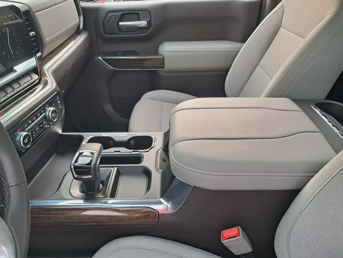 GMC Sierra Elevation GCC Specs Single Owner All Service History From Company Very Well Maintenaned-15-15