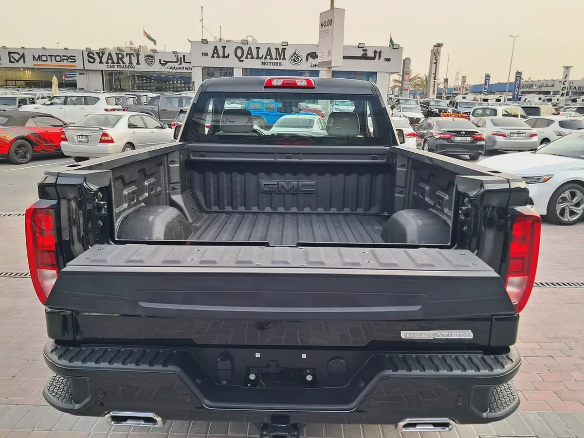 GMC Sierra Elevation GCC Specs Single Owner All Service History From Company Very Well Maintenaned-7-7