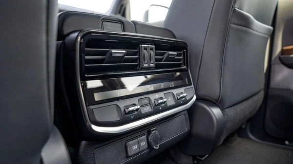 Toyota Land Cruiser LAND CRUISER VX 4.0L V6 PETROL 2024