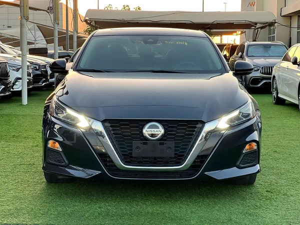 Nissan Altima SV 2022 - American Specs - Excellent Condition