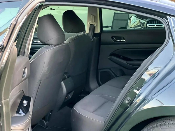Nissan Altima SV 2022 - American Specs - Excellent Condition