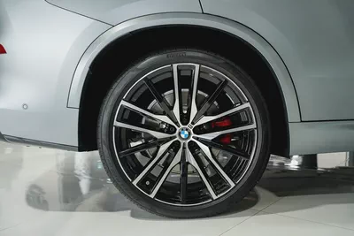 BMW X5 M60i 2025 GCC Specs - Brand New!-18