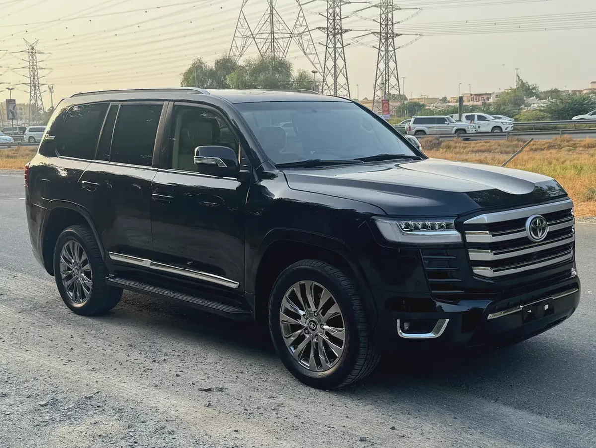 Pristine Toyota Land Cruiser VXR 2017 | GCC Specs | Fully Loaded