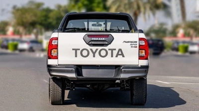 Toyota Hilux DC ADVENTURE 2.8D AT 4X4 MY2025 - WHITE-2