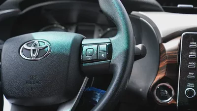 Brand New 2026 Toyota Hilux 2.7  FULL OPTION  Double Cab GLX - GCC Specs-17