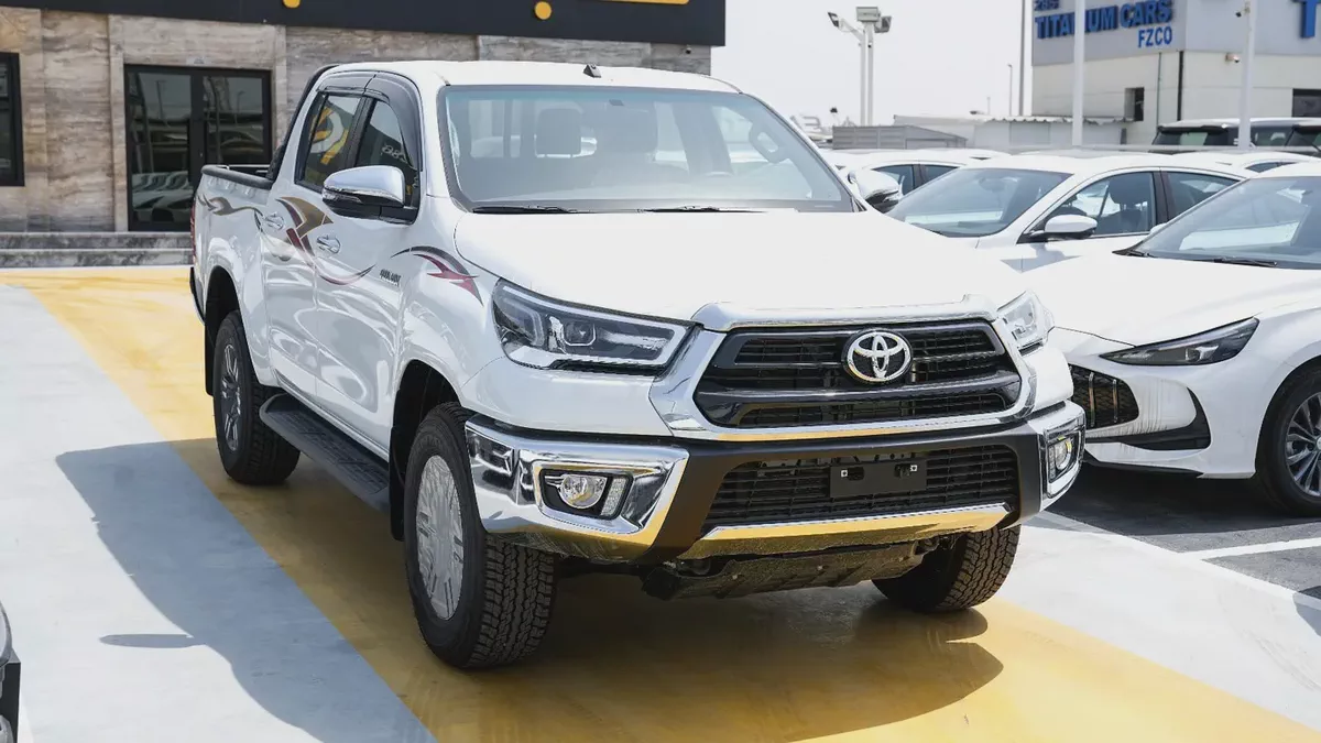 Brand New 2026 Toyota Hilux 2.7  FULL OPTION  Double Cab GLX - GCC Specs