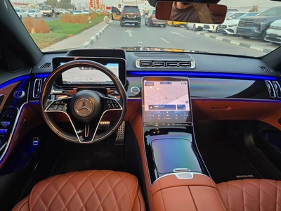 Mercedes Benz S500 4MATIC L-16