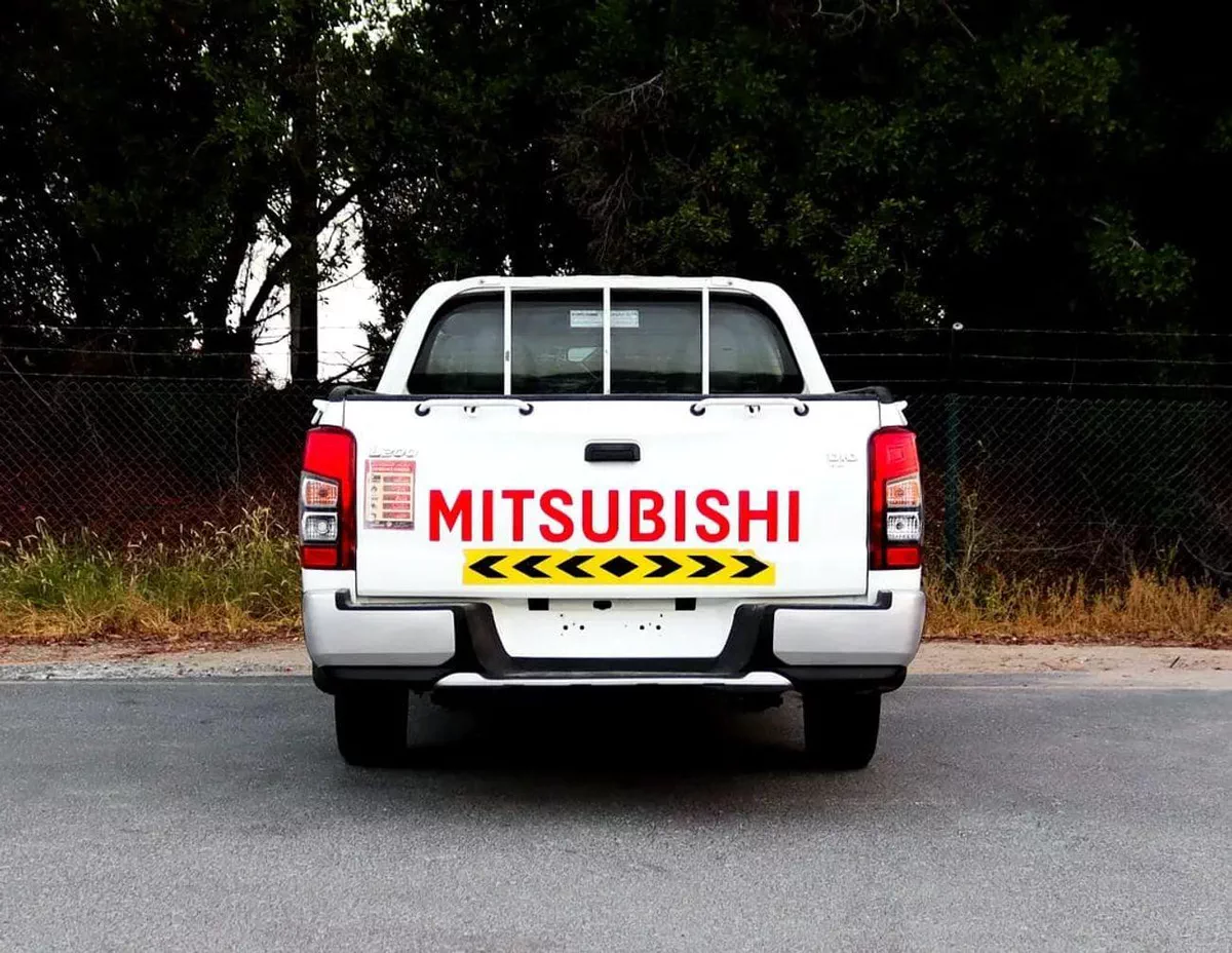Mitsubishi L200 GL Diesel | 2.5 L | | GCC | Accident-Free | In Excellent Condition | 722 P.M-4-0