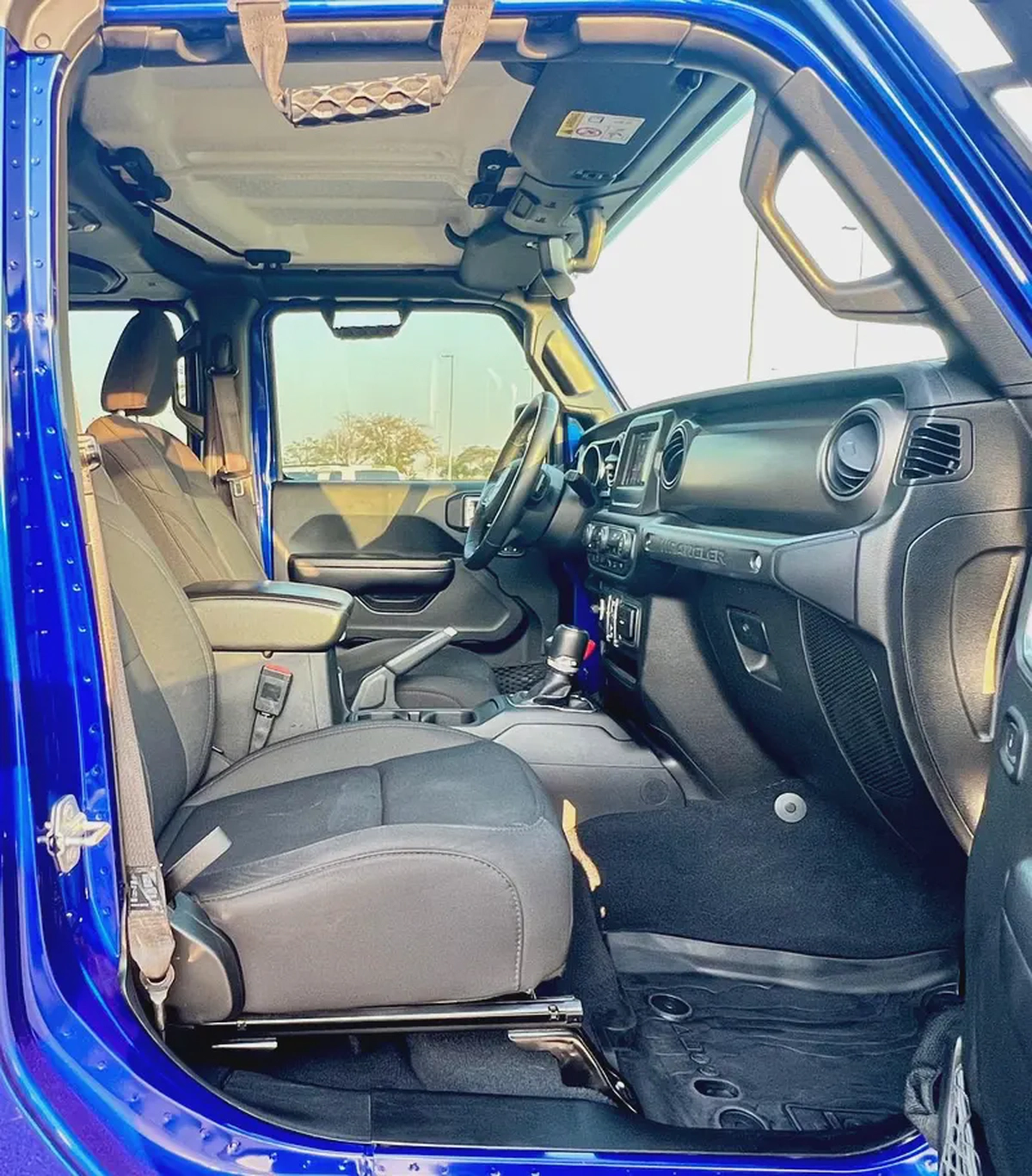 JEEP WRANGLER SPORT 2019 V6 GCC SPEC-18-18