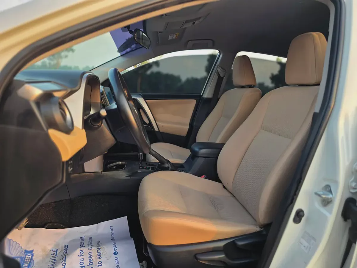 Toyota RAV4 EX 2018 GCC Specs-11-11