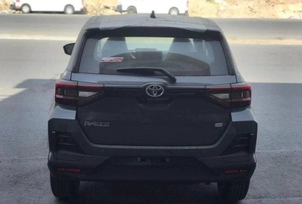 TOYOTA RAIZE 1.0L FWD CUV ZETRO KM