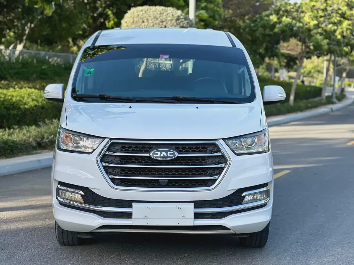 2021 JAC M4 Passenger - GCC Specs - Excellent Condition-2-2