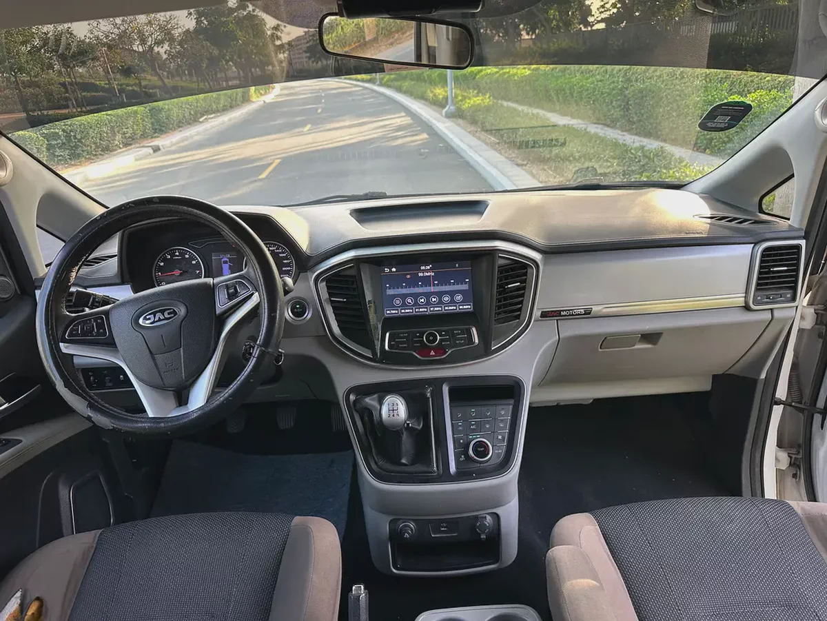 2021 JAC M4 Passenger - GCC Specs - Excellent Condition-8-8