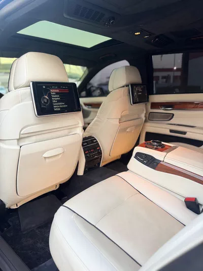 BMW 750Li Individiual - 2015-15