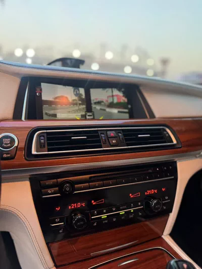 BMW 750Li Individiual - 2015-2