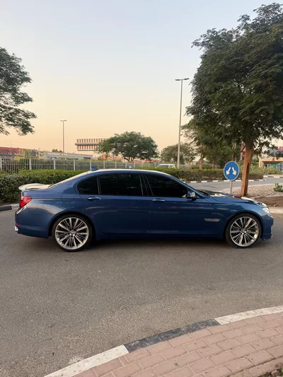 BMW 750Li Individiual - 2015-10
