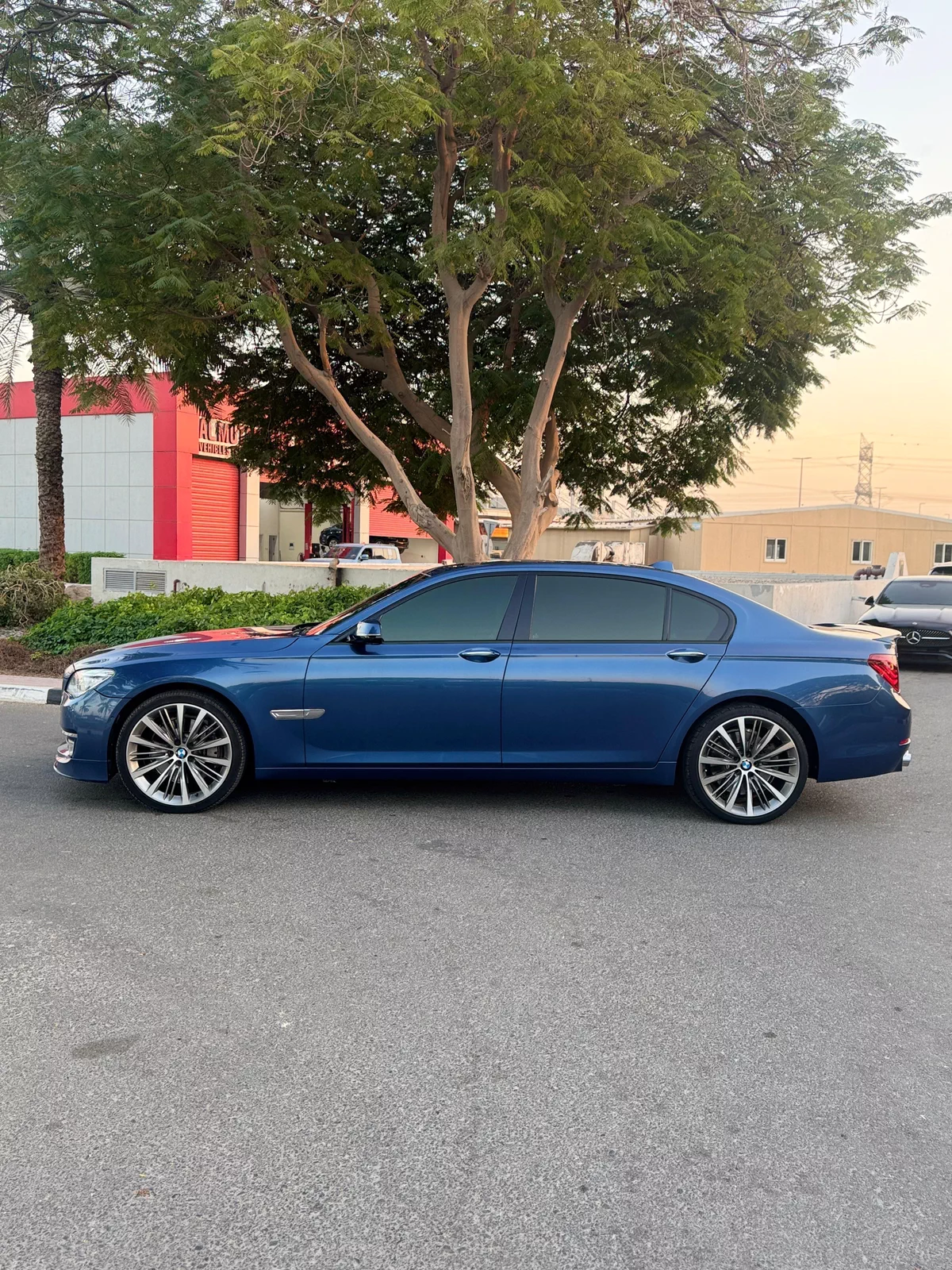 BMW 750Li Individiual - 2015-18-18