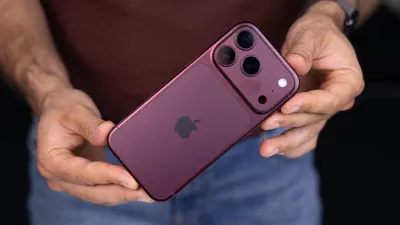 iPhone 18 pro max 2TB Burgandy-0