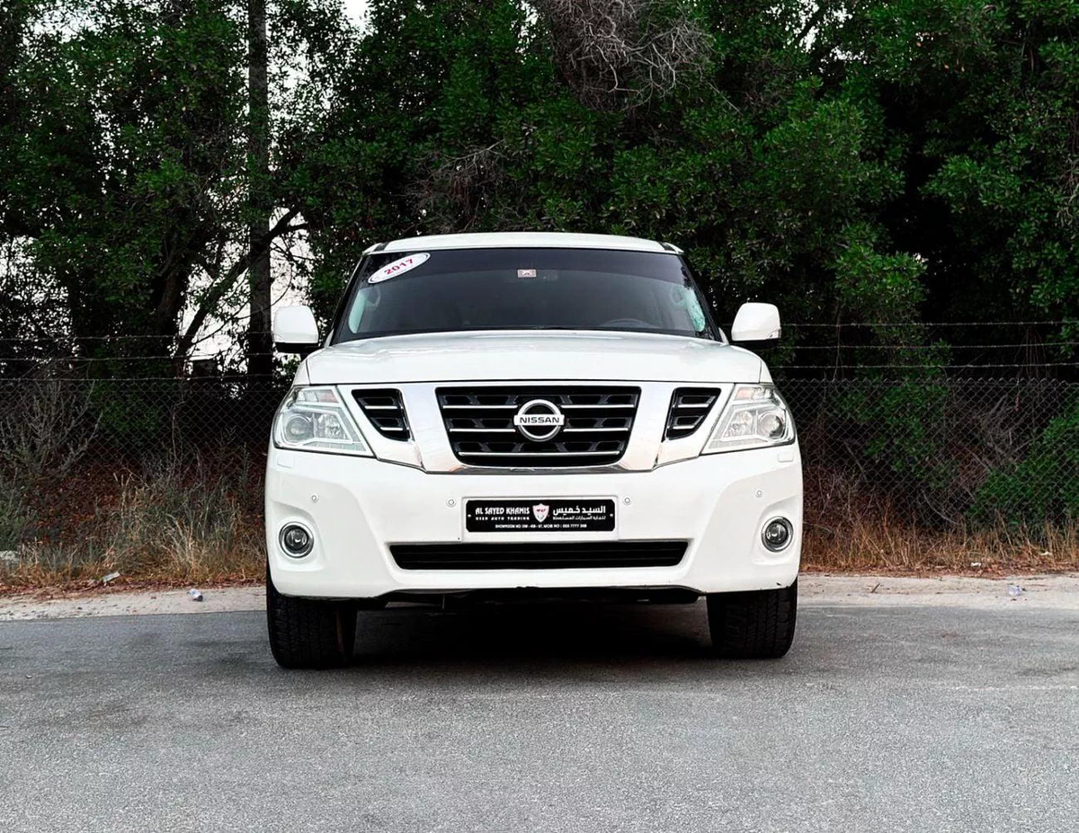 Nissan Patrol LE T2 TITANIUM Nissan Patrol | 5.6 L | 2017 | GCC | Accident-Free | In Excellent Condition-1-0
