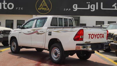 Toyota Hilux SGLX 2.7L PETROL 4WD A/T BASIC 2025-15